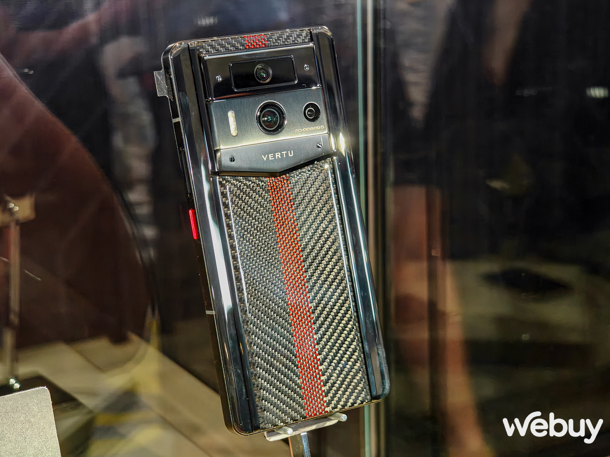 Đây là chiếc điện thoại Vertu vừa ra mắt: Chip Snapdragon từ 2 năm trước, giá không phải ai cũng mua được- Ảnh 8.