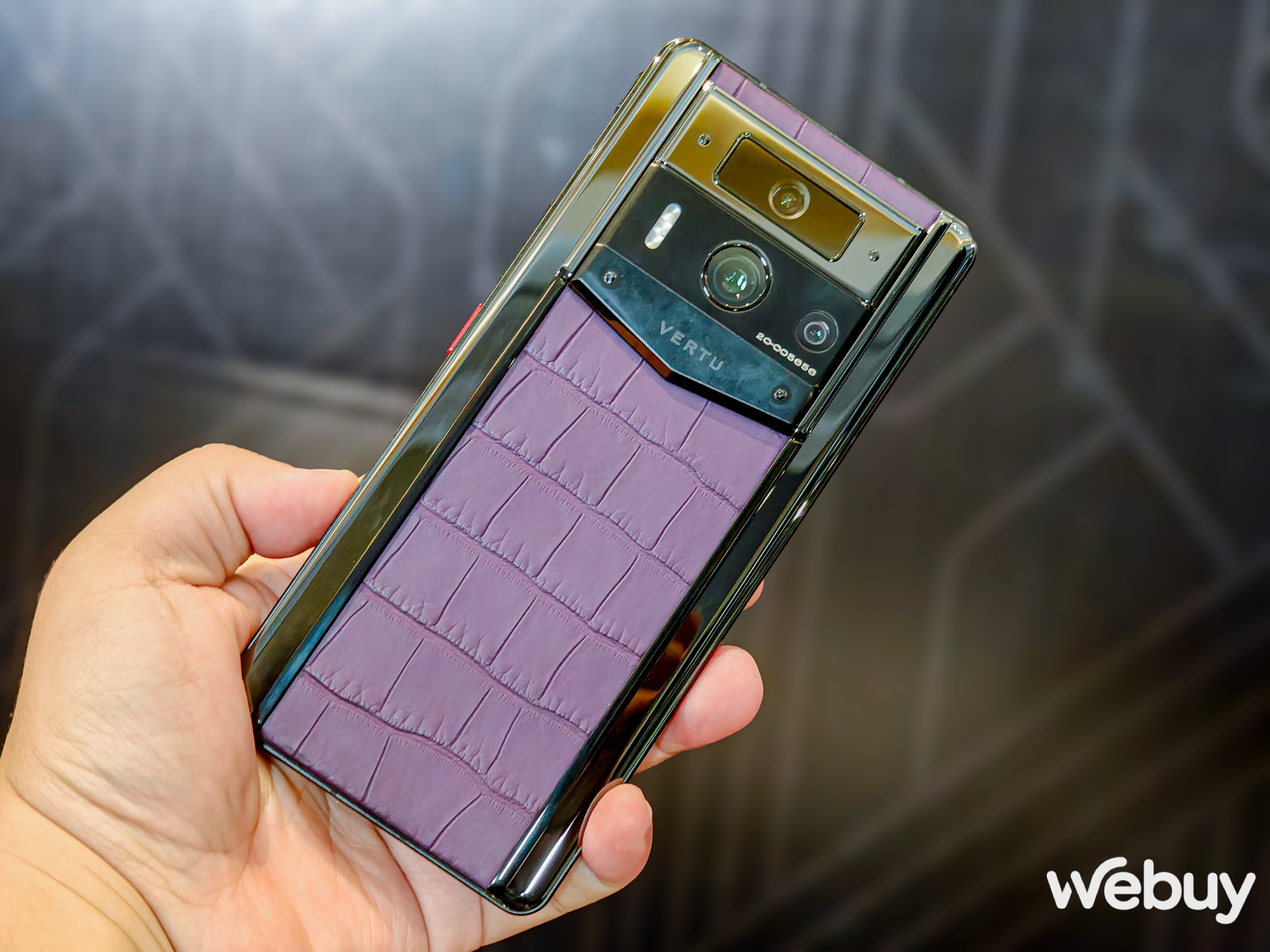 Đây là chiếc điện thoại Vertu vừa ra mắt: Chip Snapdragon từ 2 năm trước, giá không phải ai cũng mua được- Ảnh 11.