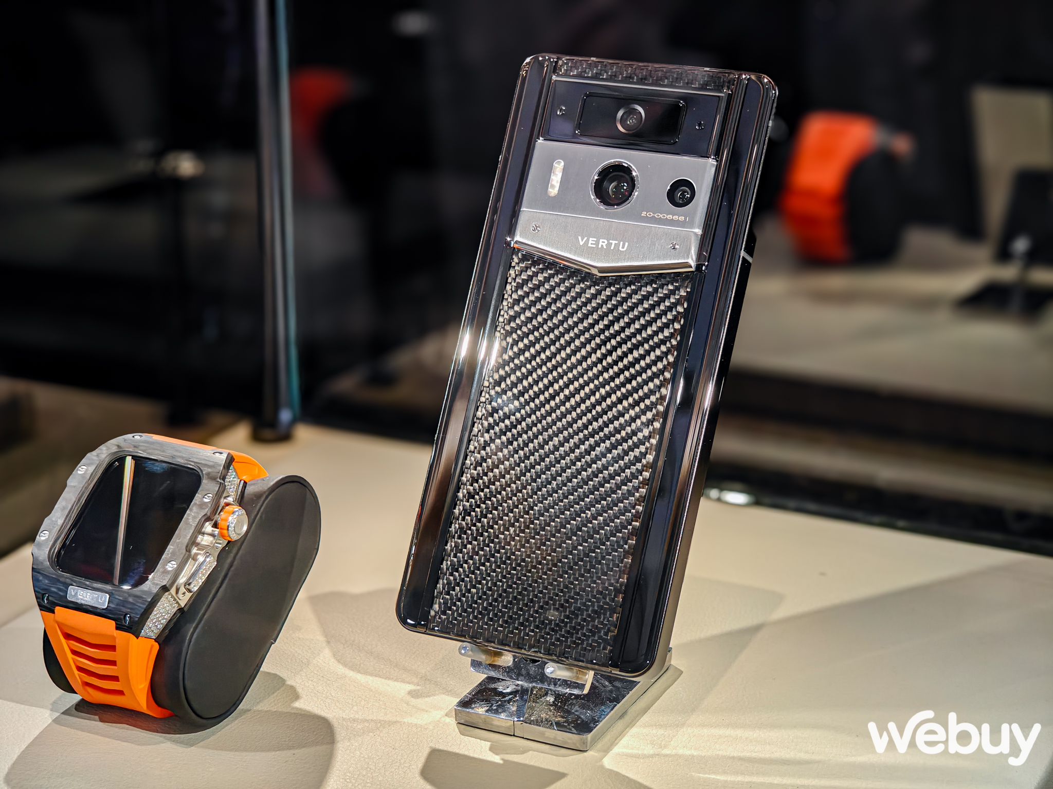 Đây là chiếc điện thoại Vertu vừa ra mắt: Chip Snapdragon từ 2 năm trước, giá không phải ai cũng mua được- Ảnh 13.