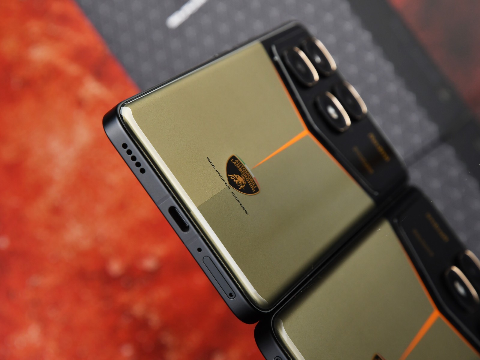 Cận cảnh rõ nét điện thoại Lamborghini của Xiaomi: Thiết kế cao cấp, hầm hố, hiệu năng cực mạnh- Ảnh 8.