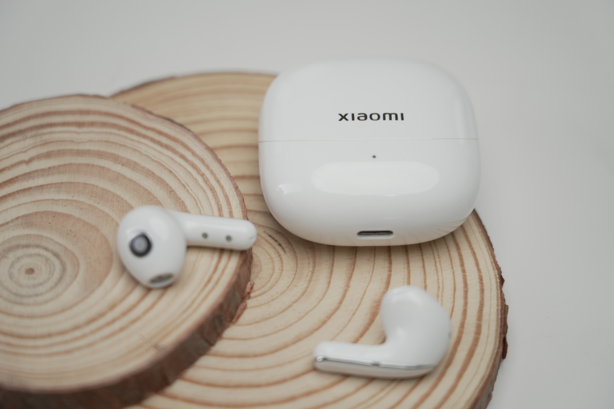 Xiaomi ra mắt tai nghe không dây mới: Chống ồn chủ động, âm thanh không gian, pin 39 giờ, giá 2,4 triệu đồng- Ảnh 3.