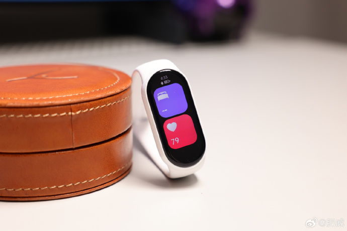 Xiaomi Mi Band 9 ra mắt: Nâng cấp vỏ kim loại/gốm, cực kỳ nhiều dây đeo, thêm tính năng sức khoẻ, giá từ 870.000 đồng- Ảnh 3.