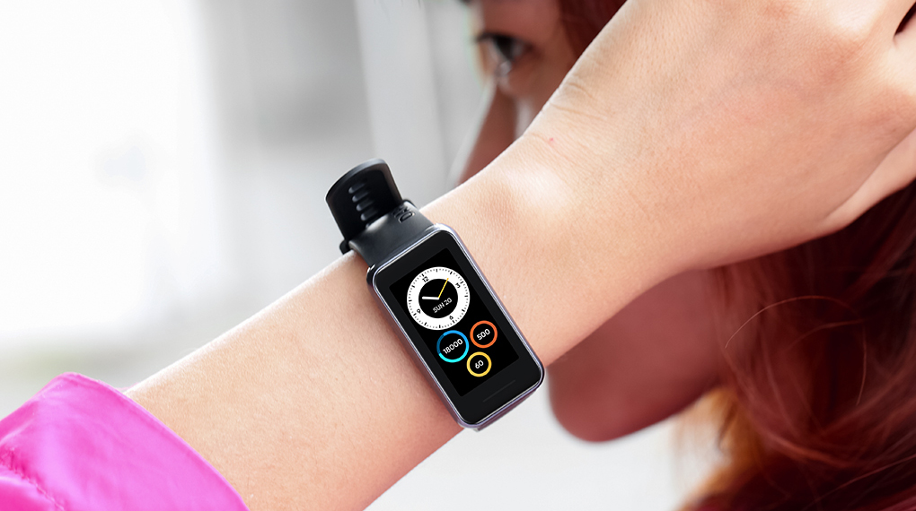 Loạt vòng đeo tay thông minh giá dưới 1 triệu cực kỳ đáng mua: Top 1 không thể không kể tới mẫu smartband 