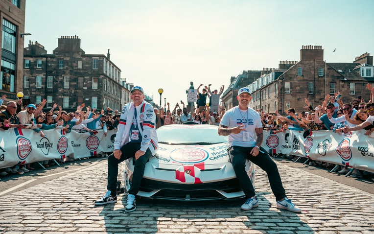 Hành trình Gumball 3000 lần đầu tiên đến Việt Nam: Hơn 100 siêu xe, đi qua 5 quốc gia, quy tụ toàn người nổi tiếng- Ảnh 1.