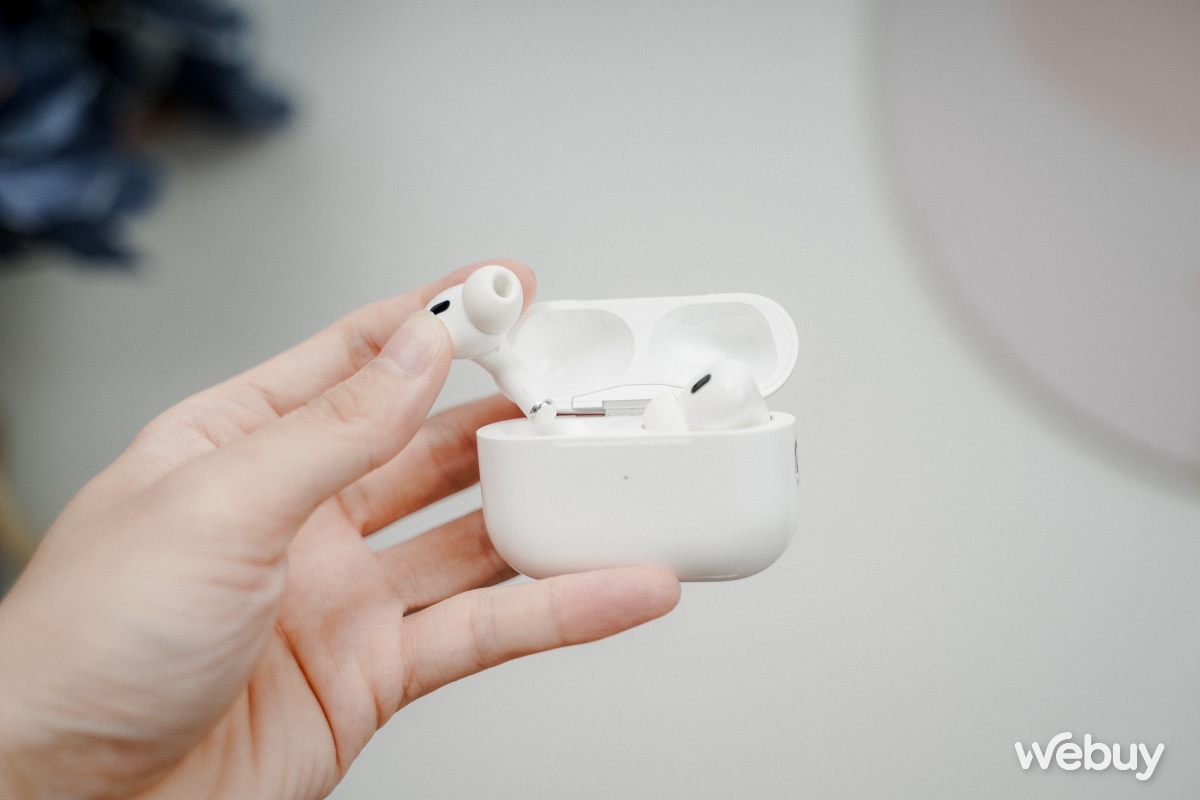 Galaxy Buds3 Pro vs AirPods Pro 2: Samsung Đổi mới hoàn toàn, nhưng đã đủ Sáng tạo để cạnh tranh với Apple?- Ảnh 12.