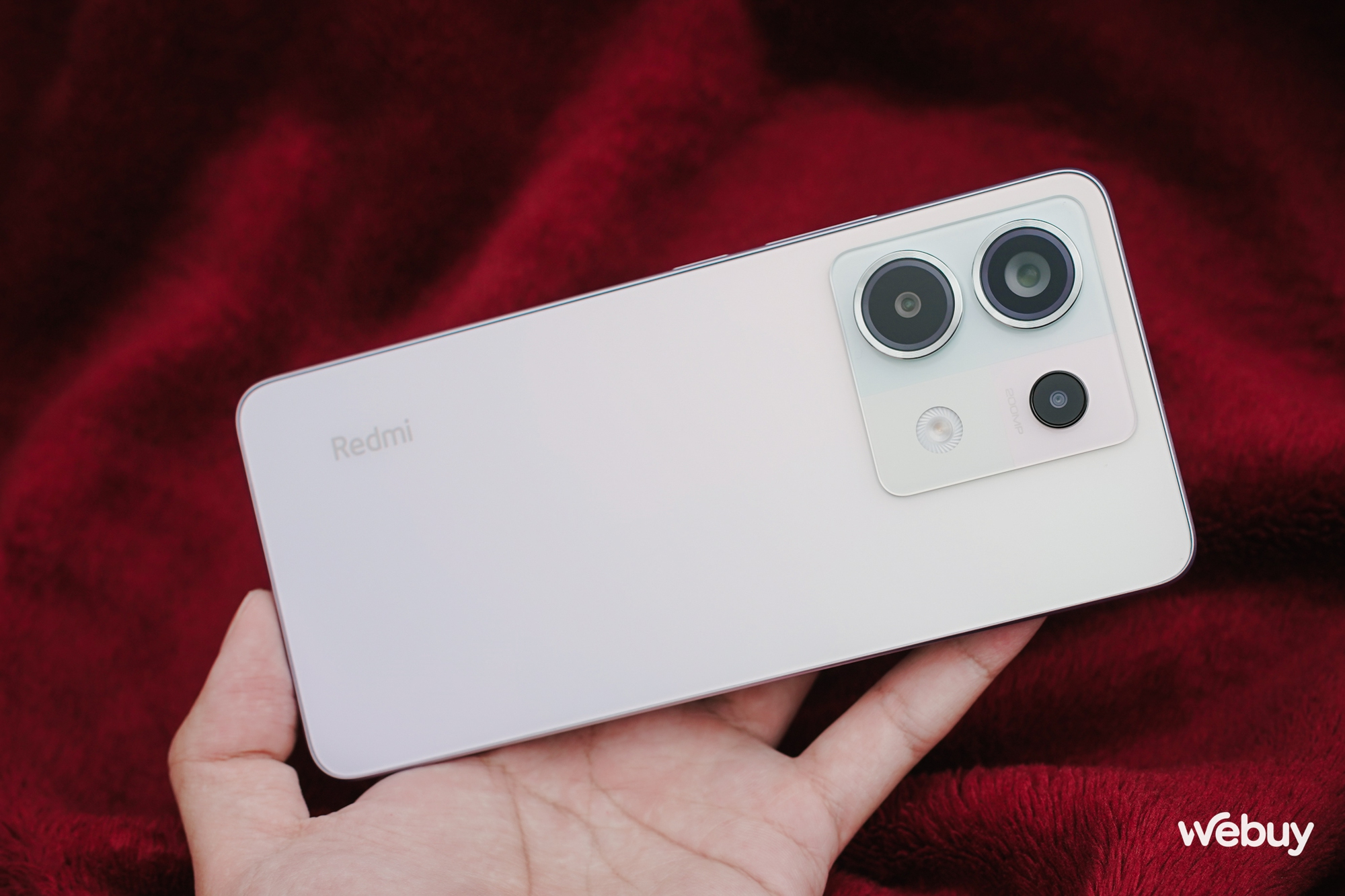 Điện thoại Xiaomi giá chỉ hơn 4 triệu: Thiết kế đẹp, màn hình tràn viền, camera 200MP, chip Snapdragon 7s Gen 2 kèm pin 5.100mAh- Ảnh 5.