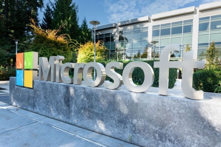 Microsoft sẽ siết chặt việc tội phạm mạng lạm dụng AI tạo sinh- Ảnh 1.