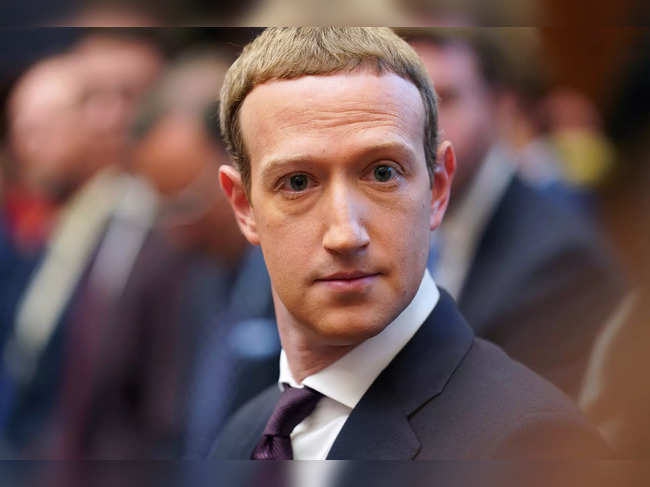 Mark Zuckerberg: AI đã đủ sức thay thế kỹ sư phần mềm tầm trung, giúp Meta tiết kiệm hàng tỷ đồng tiền lương mỗi năm- Ảnh 1.