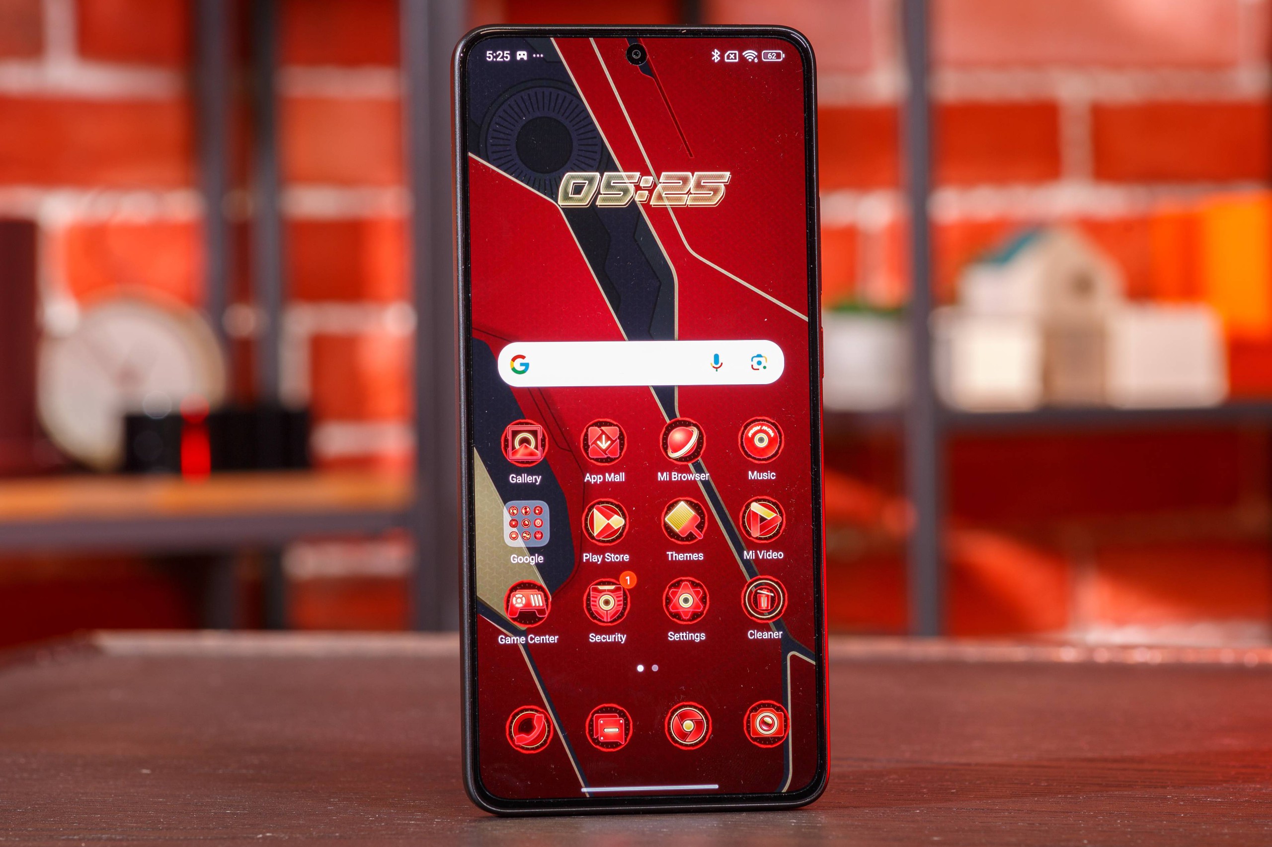 Trên tay điện thoại Iron Man của Xiaomi- Ảnh 12. Trên tay điện thoại Iron Man của Xiaomi- Ảnh 12.