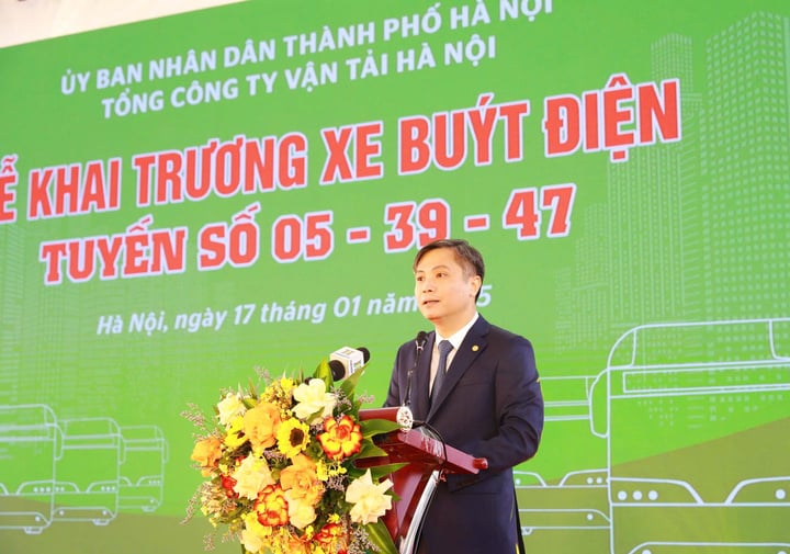 Đến 2030 cơ bản chuyển đổi xe buýt sang sử dụng năng lượng xanh ở Hà Nội- Ảnh 2.