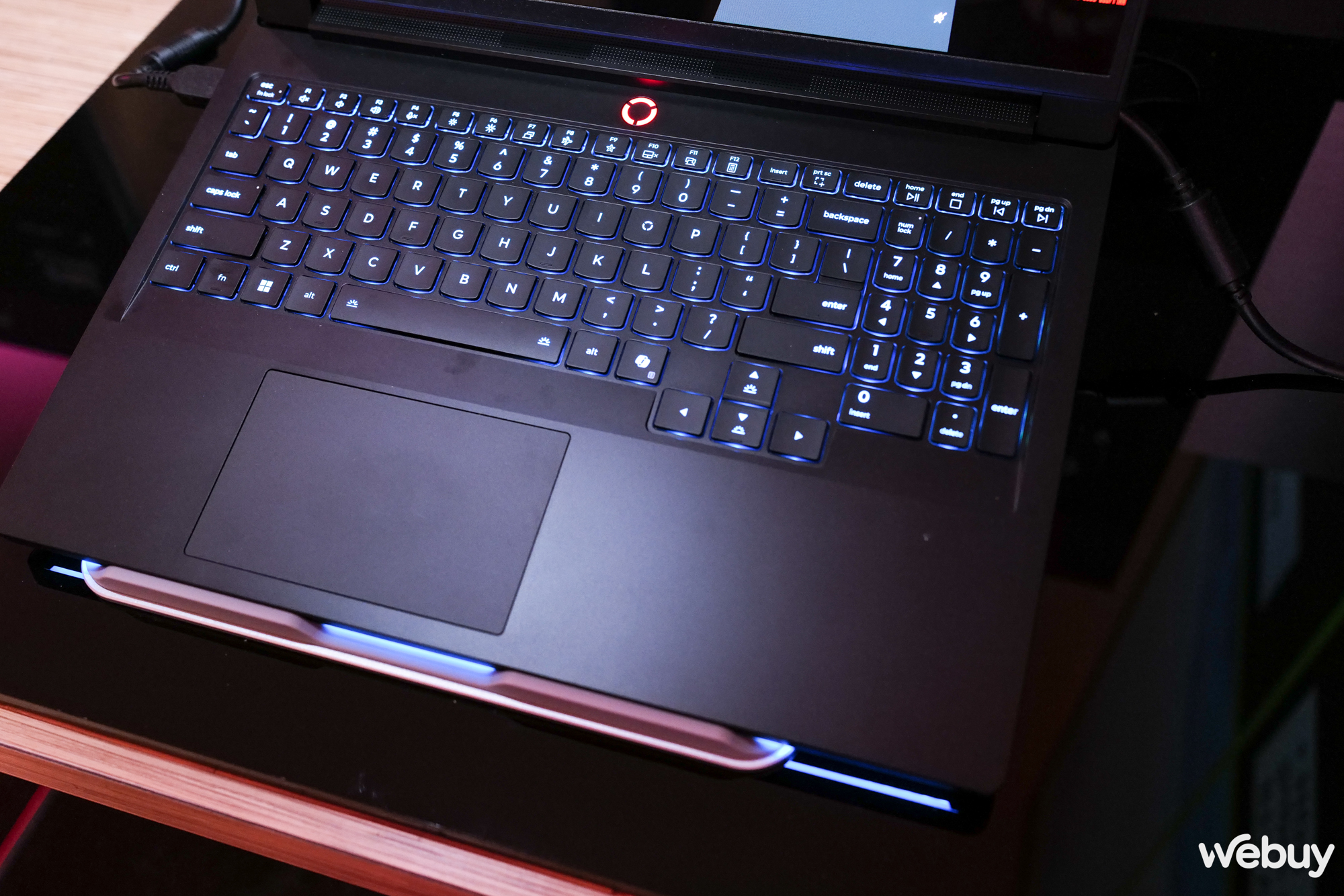 Lenovo thiết kế lại dòng laptop gaming Legion Pro 7i, giờ trông chẳng khác gì tàu vũ trụ- Ảnh 5.