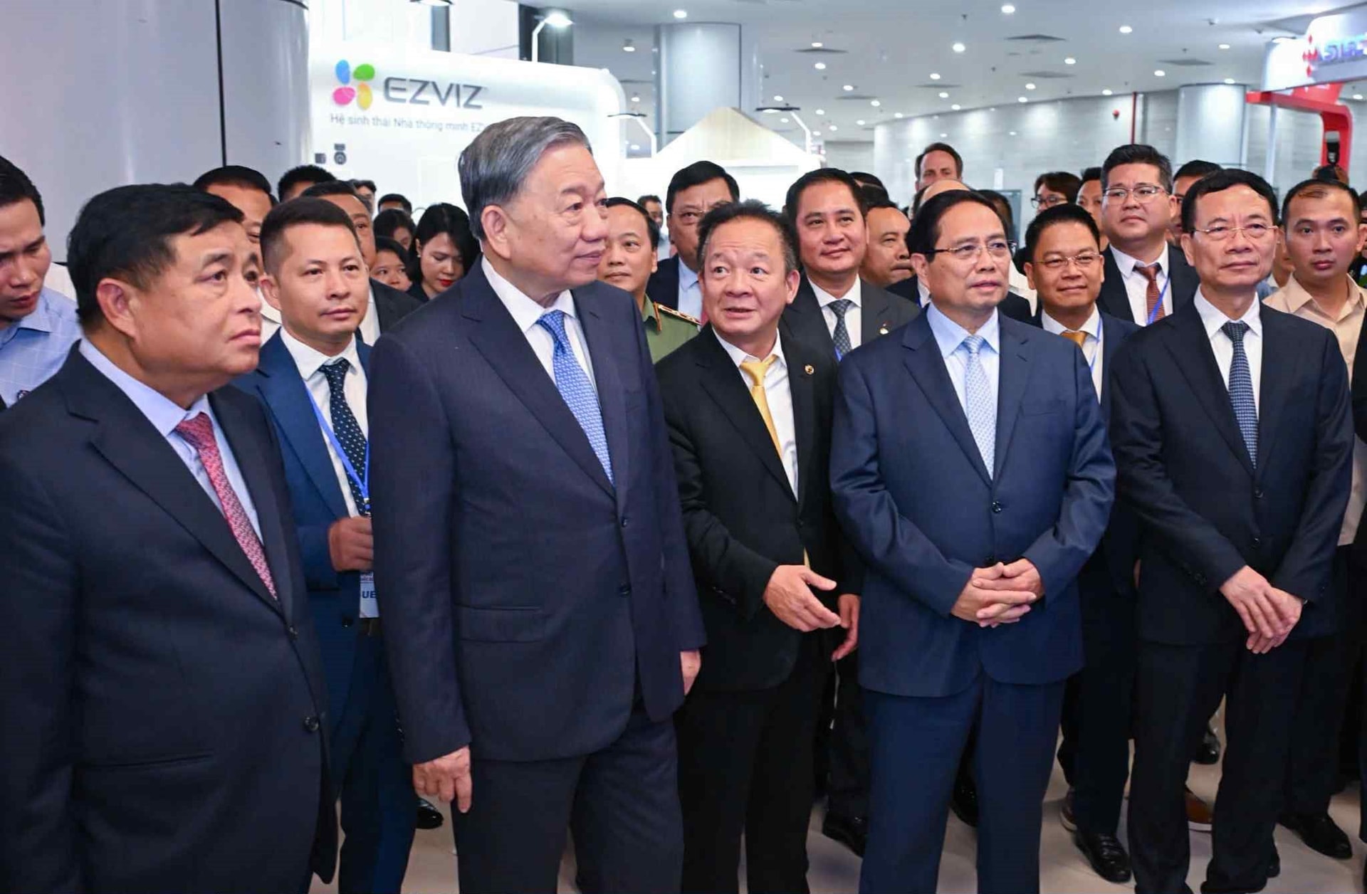 Thủ tướng: "Không nói không, không nói khó, không nói có mà không làm" trong phát triển, đổi mới sáng tạo- Ảnh 2.