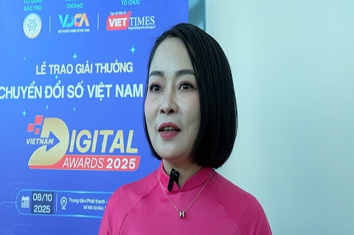 Khi cô hiệu trưởng vùng cao viết 'câu chuyện chuyển đổi số'- Ảnh 2. Khi cô hiệu trưởng vùng cao viết 'câu chuyện chuyển đổi số'- Ảnh 2.