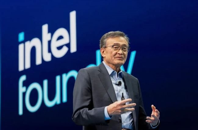 Cú đặt cược 20 tỷ USD của Intel: Xây nhà máy gần 300 hecta giữa sa mạc, sẽ sản xuất siêu chip mỏng hơn tờ giấy- Ảnh 2. Cú đặt cược 20 tỷ USD của Intel: Xây nhà máy gần 300 hecta giữa sa mạc, sẽ sản xuất siêu chip mỏng hơn tờ giấy- Ảnh 2.