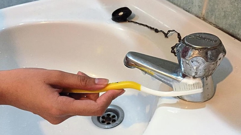 Loạt bột có giá vài chục nghìn, mua đâu cũng được, “đánh bại” cả dàn dung dịch tẩy rửa đắt tiền- Ảnh 2.