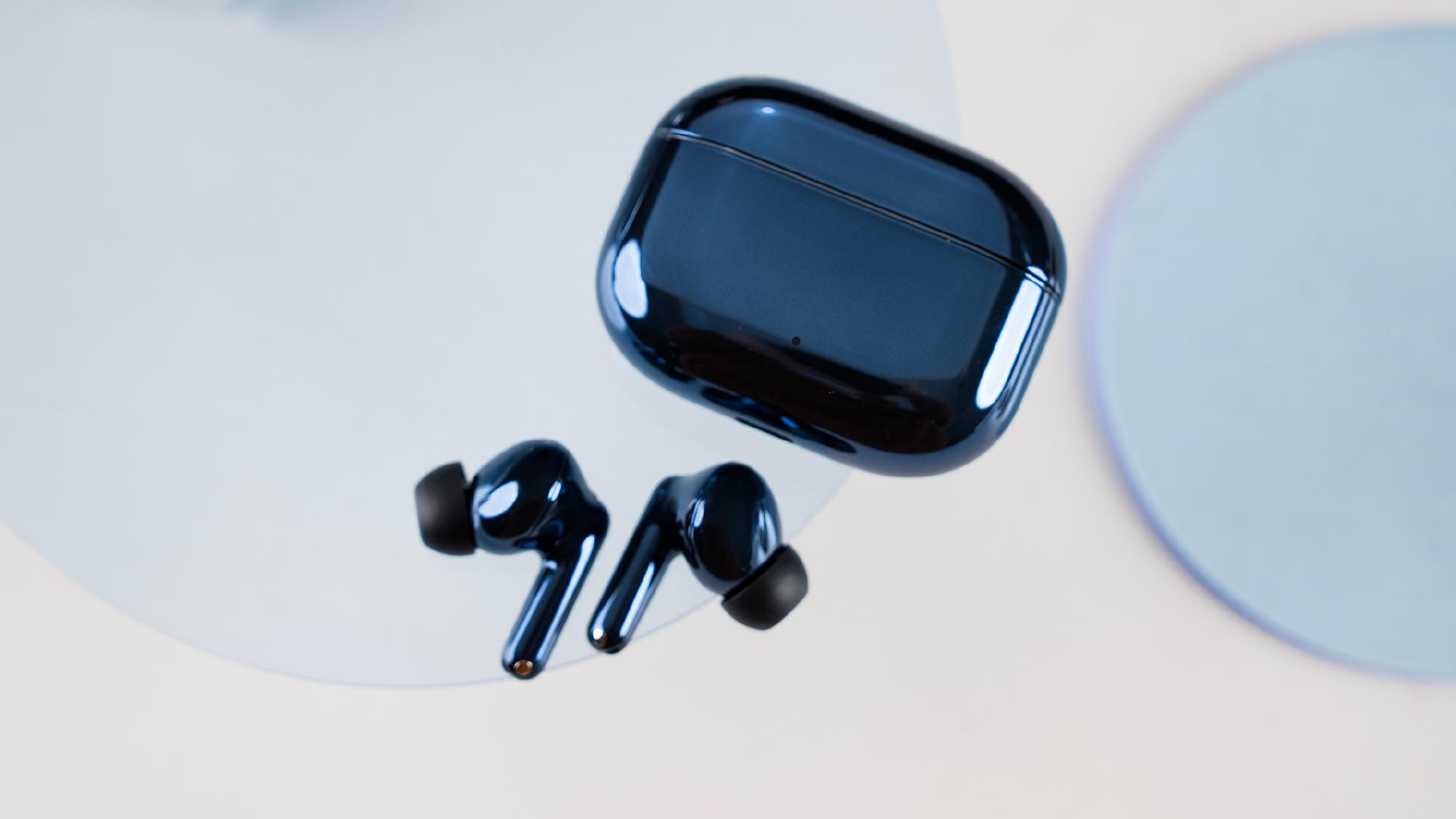 vivo ra mắt tai nghe chống ồn mới, nghe nhạc Hi-Fi, pin 48 giờ, giá hơn 1 triệu đồng- Ảnh 3. vivo ra mắt tai nghe chống ồn mới, nghe nhạc Hi-Fi, pin 48 giờ, giá hơn 1 triệu đồng- Ảnh 3.