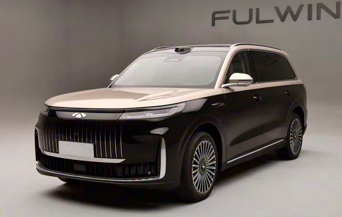 Hãng xe xây nhà máy 20.000 tỷ tại Việt Nam ra mắt mẫu SUV siêu tiết kiệm xăng: chạy full nhiên liệu 1.400 km, giá từ 740 triệu đồng- Ảnh 1. Hãng xe xây nhà máy 20.000 tỷ tại Việt Nam ra mắt mẫu SUV siêu tiết kiệm xăng: chạy full nhiên liệu 1.400 km, giá từ 740 triệu đồng- Ảnh 1.