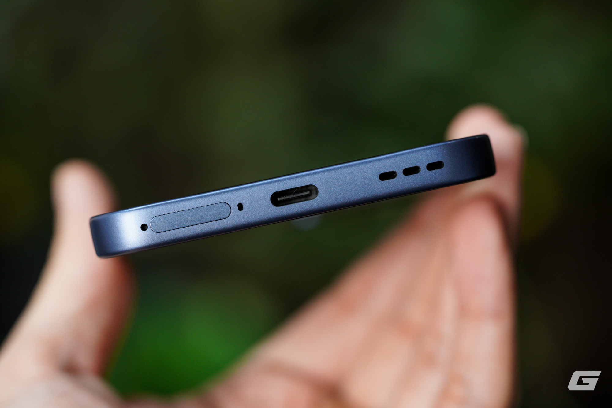 Trải nghiệm OPPO A6 Pro Series: Thiết kế bắt mắt, vỏ ngoài bền bỉ cùng pin 7000 mAh cực "trâu"- Ảnh 12. Trải nghiệm OPPO A6 Pro Series: Thiết kế bắt mắt, vỏ ngoài bền bỉ cùng pin 7000 mAh cực "trâu"- Ảnh 12.