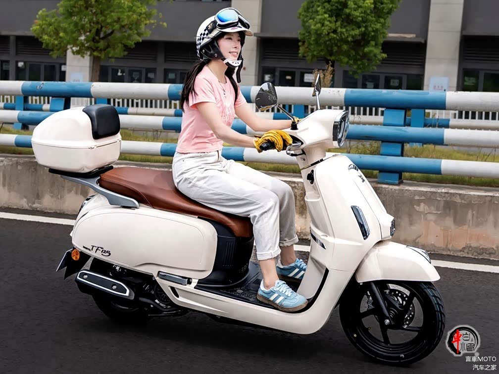 'Tân binh' xe ga 125cc giá 27 triệu đồng ra mắt: ngoại hình như Vespa, trang bị áp đảo Honda Vision- Ảnh 3. 'Tân binh' xe ga 125cc giá 27 triệu đồng ra mắt: ngoại hình như Vespa, trang bị áp đảo Honda Vision- Ảnh 3.