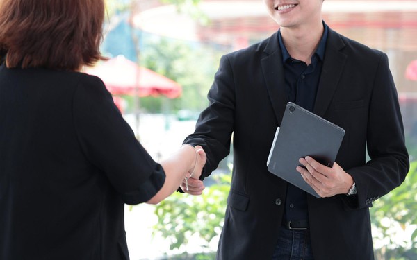 Doanh nhân trẻ muốn phát triển bản thân không thể thiếu những tố chất này- Ảnh 1. Doanh nhân trẻ muốn phát triển bản thân không thể thiếu những tố chất này- Ảnh 1.