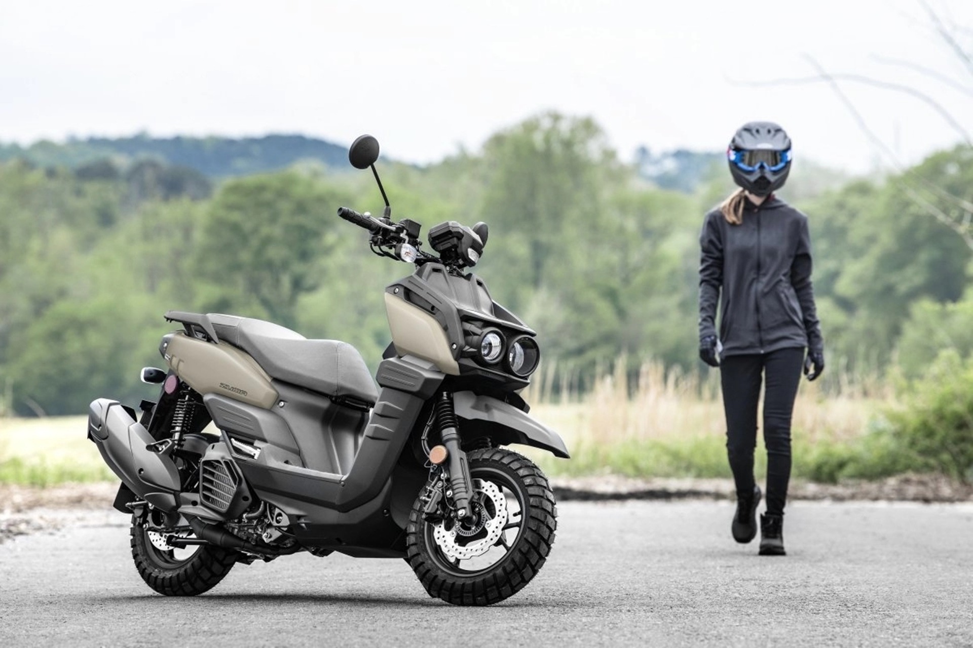 Yamaha bất ngờ trình làng mẫu xe máy chạy bằng hydro, dự án hợp tác giữa Yamaha và Toyota!- Ảnh 1. Yamaha bất ngờ trình làng mẫu xe máy chạy bằng hydro, dự án hợp tác giữa Yamaha và Toyota!- Ảnh 1.