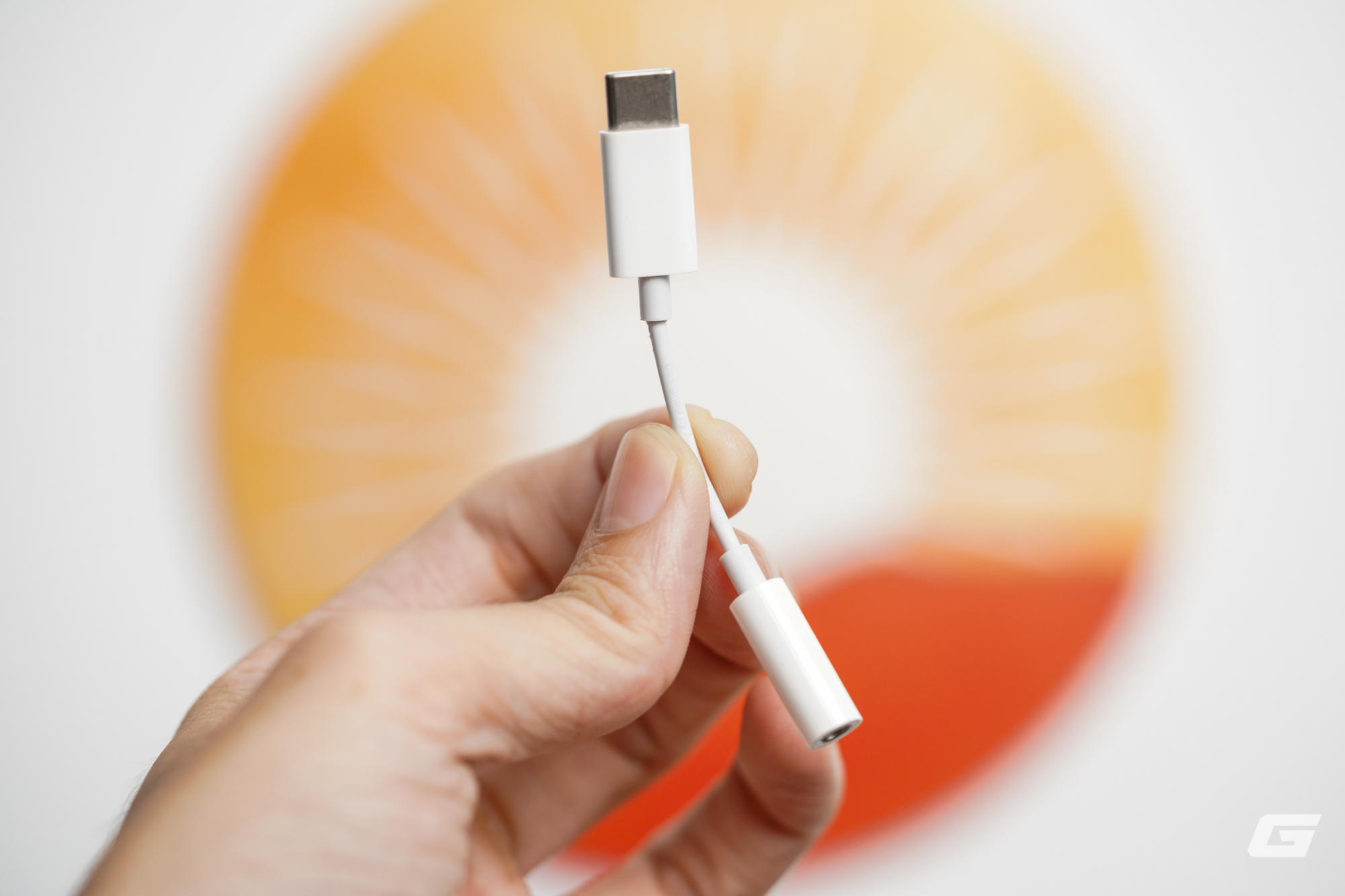 Chỉ là cái dongle 3.5mm để nghe nhạc cũng "thượng vàng, hạ cám": Dongle Apple 300 nghìn khác gì loại cao cấp giá hơn 3 triệu?- Ảnh 2. Chỉ là cái dongle 3.5mm để nghe nhạc cũng "thượng vàng, hạ cám": Dongle Apple 300 nghìn khác gì loại cao cấp giá hơn 3 triệu?- Ảnh 2.