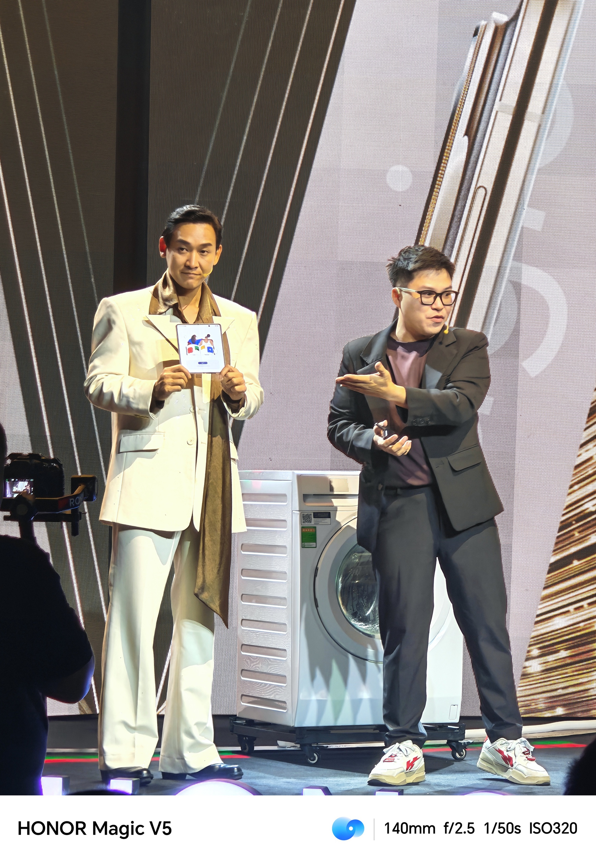 Trải Nghiệm Honor Magic V5: Cuộc Đua Thêm Phần Khốc Liệt Khi Lựa Chọn Điện Thoại Gập Đã Không Cần Phải Đánh Đổi- Ảnh 11. Trải Nghiệm Honor Magic V5: Cuộc Đua Thêm Phần Khốc Liệt Khi Lựa Chọn Điện Thoại Gập Đã Không Cần Phải Đánh Đổi- Ảnh 11.