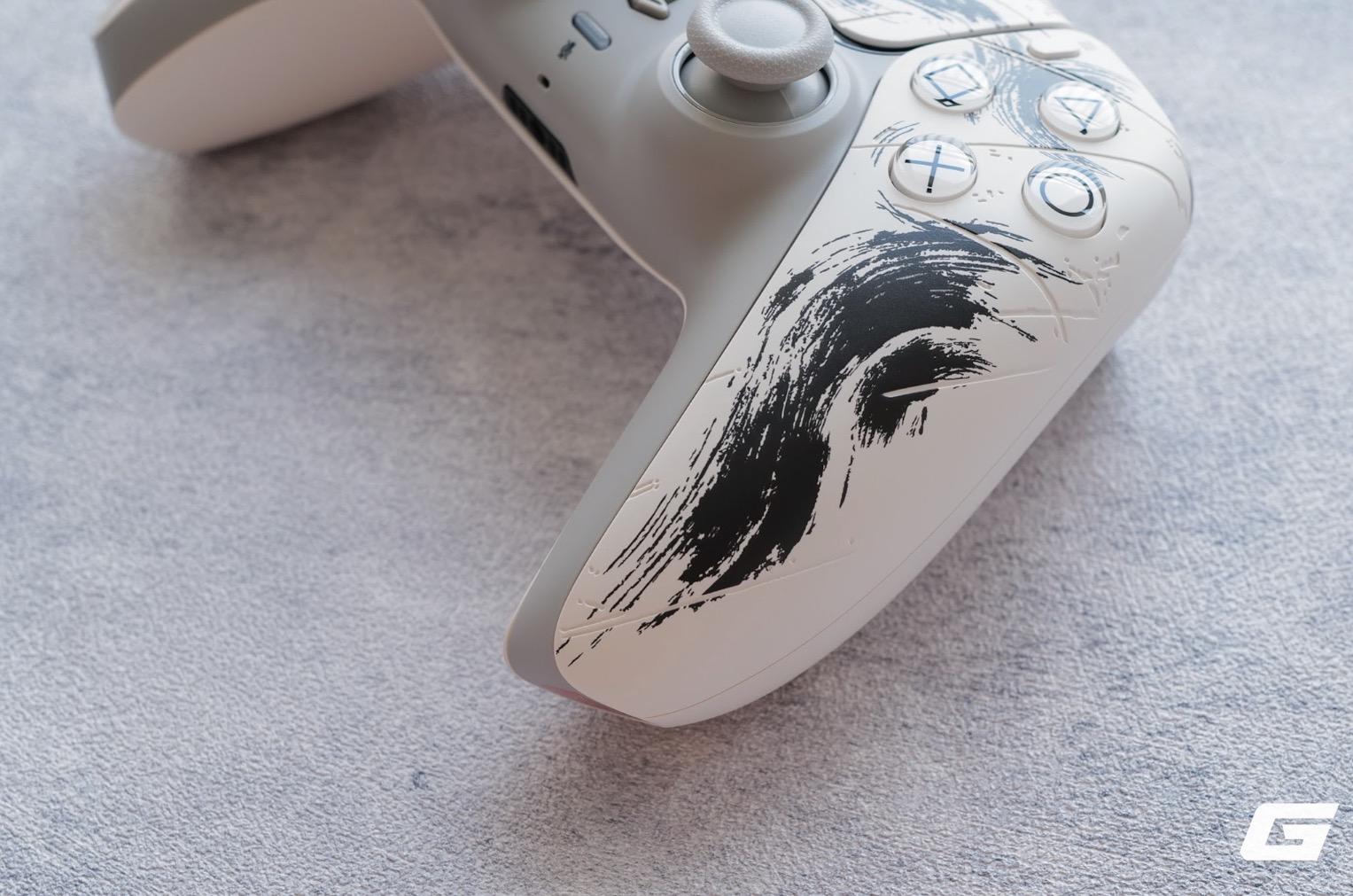 Cận cảnh DualSense Ghost of Yotei Black Limited Edition: Chiếc tay cầm nghệ thuật nhất mà Sony từng tạo ra- Ảnh 18.