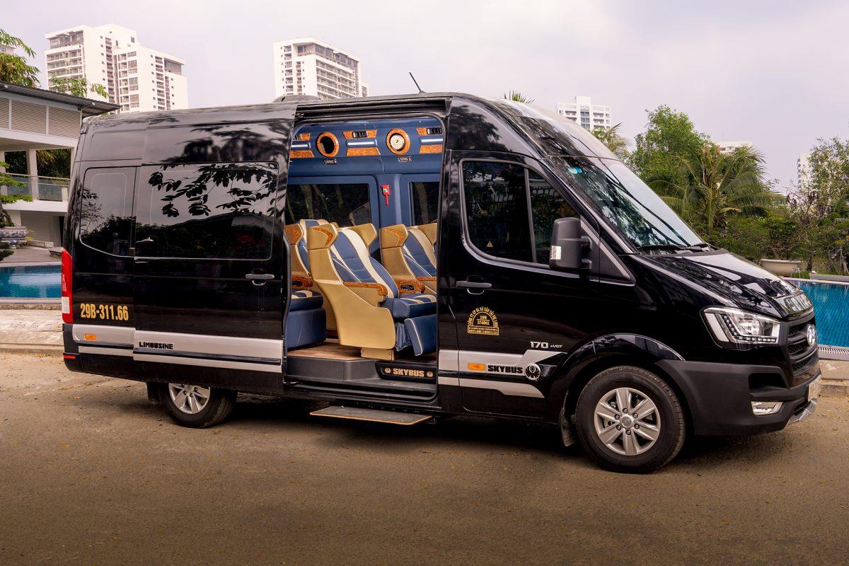 Vì sao xe Limousine thống trị trên trang MotorTrip?- Ảnh 1.