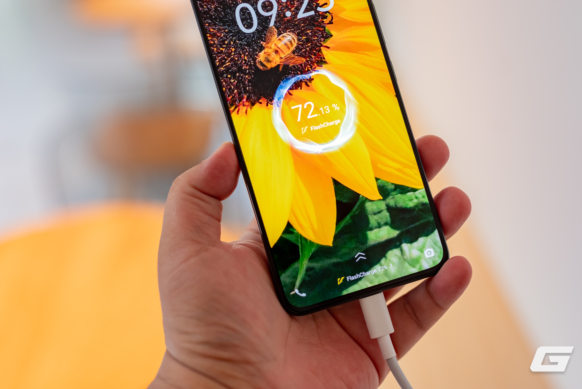 Cận cảnh vivo V60 Lite 5G: Mỏng nhẹ, mượt mà, pin trâu sạc nhanh, giá từ 10,49 triệu- Ảnh 11.