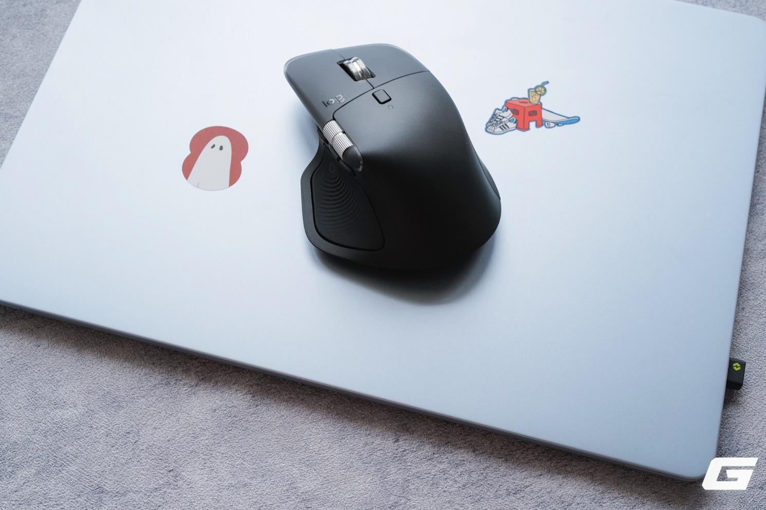 Trải nghiệm MX Master 4: 3 năm chờ đợi cho một biểu tượng được tái sinh - phản hồi xúc giác, Action Rings, và sự hoàn thiện đến từng chi tiết- Ảnh 28. Trải nghiệm MX Master 4: 3 năm chờ đợi cho một biểu tượng được tái sinh - phản hồi xúc giác, Action Rings, và sự hoàn thiện đến từng chi tiết- Ảnh 28.