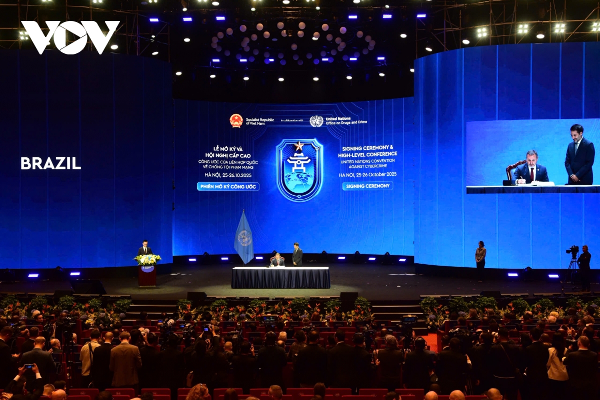 Toàn cảnh Lễ mở ký Công ước Hà Nội về chống tội phạm mạng- Ảnh 10. Toàn cảnh Lễ mở ký Công ước Hà Nội về chống tội phạm mạng- Ảnh 10.