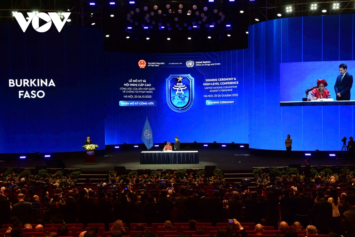 Toàn cảnh Lễ mở ký Công ước Hà Nội về chống tội phạm mạng- Ảnh 11. Toàn cảnh Lễ mở ký Công ước Hà Nội về chống tội phạm mạng- Ảnh 11.