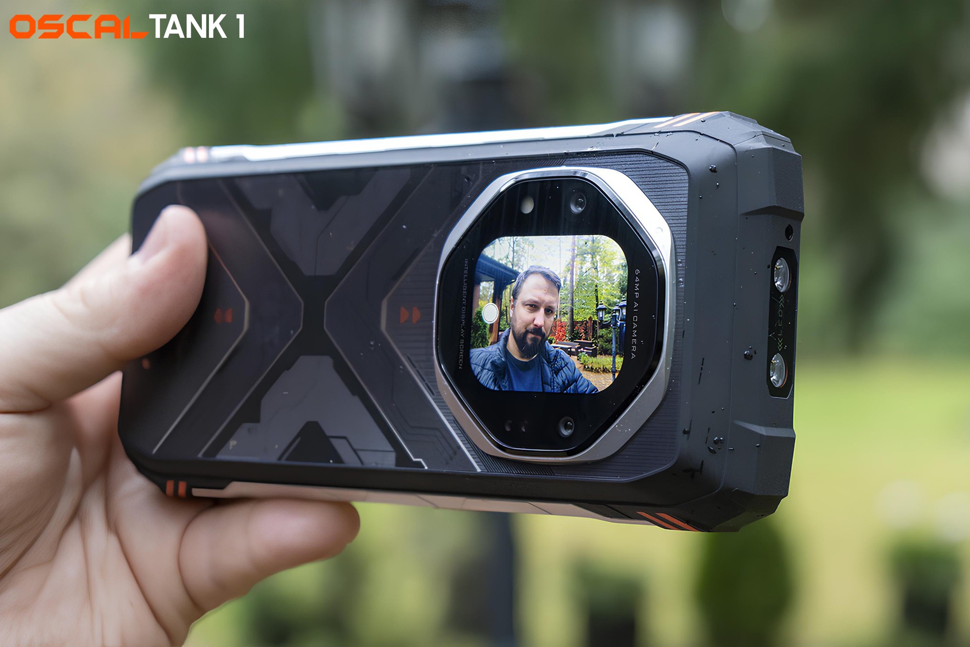 Điện thoại siêu bền 2 màn hình này được quảng cáo có RAM 48GB, nhưng tin lời là dở- Ảnh 3. Điện thoại siêu bền 2 màn hình này được quảng cáo có RAM 48GB, nhưng tin lời là dở- Ảnh 3.