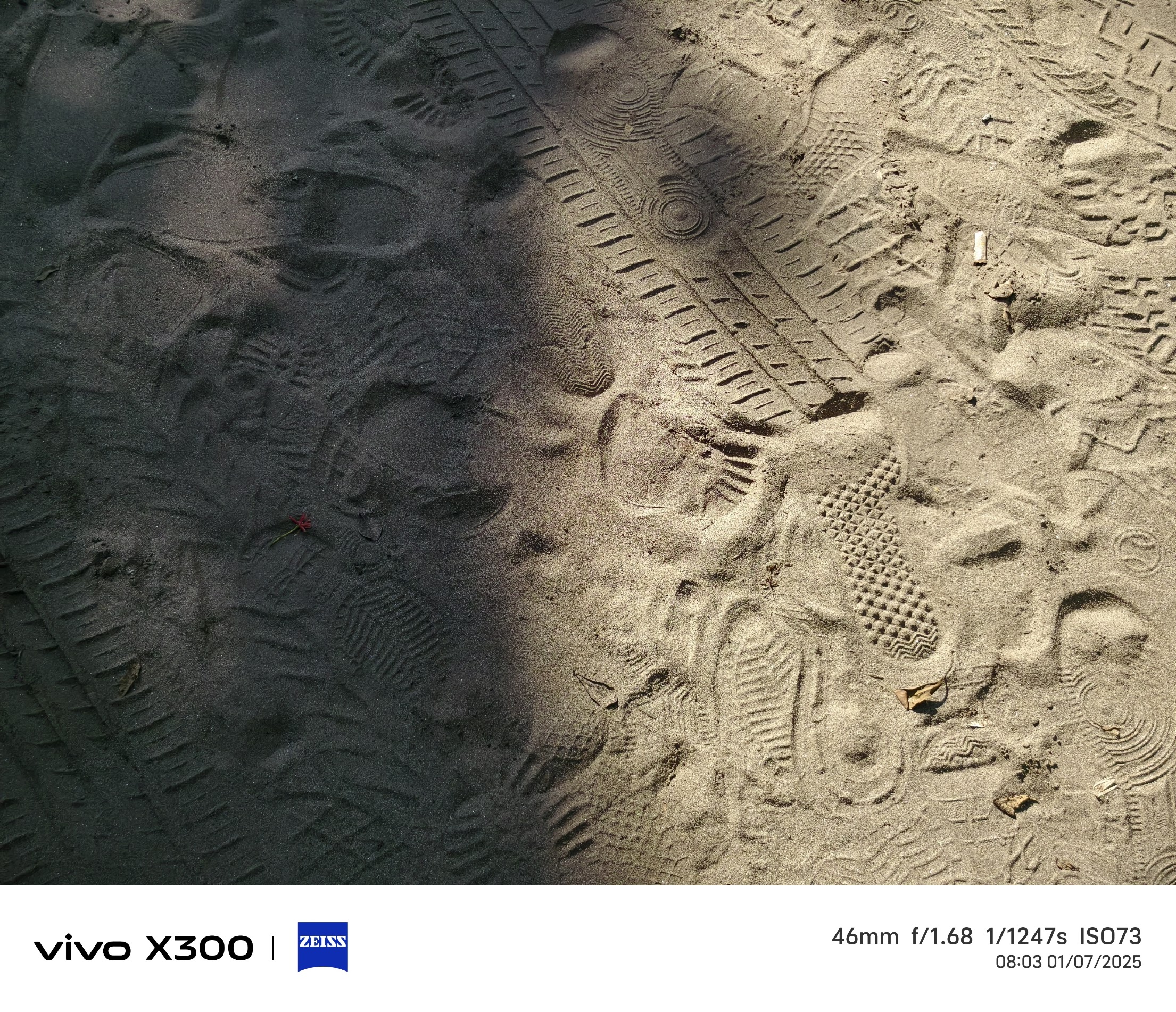 Điện Thoại Flagship Nhỏ Gọn Chụp Ảnh Đẹp Nhất- Ảnh 8. Điện Thoại Flagship Nhỏ Gọn Chụp Ảnh Đẹp Nhất- Ảnh 8.