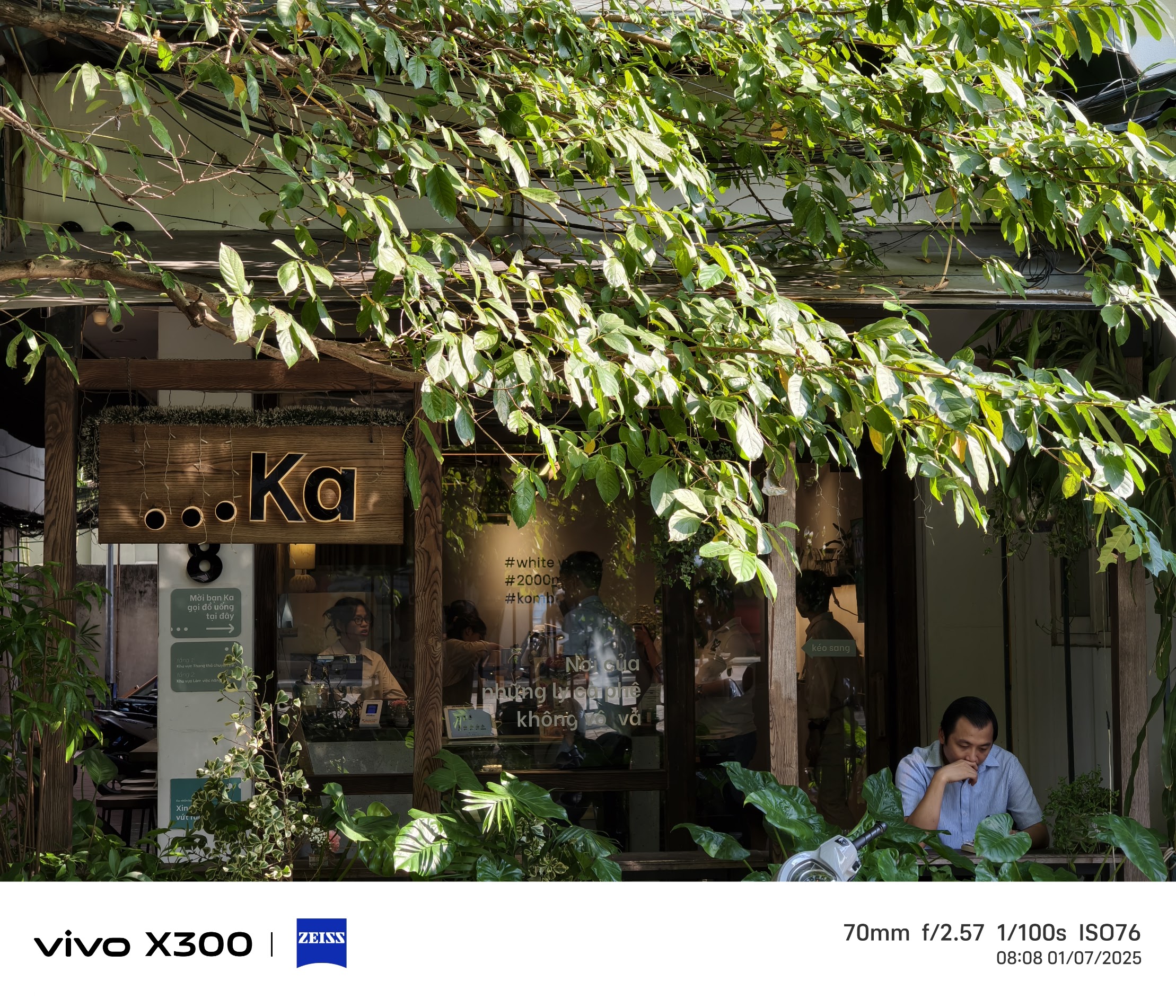 Điện Thoại Flagship Nhỏ Gọn Chụp Ảnh Đẹp Nhất- Ảnh 13. Điện Thoại Flagship Nhỏ Gọn Chụp Ảnh Đẹp Nhất- Ảnh 13.