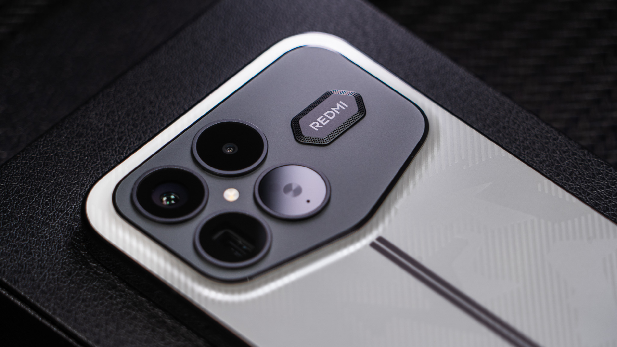 Ảnh Thực Tế Điện Thoại Lamborghini Ảnh Thực Tế Điện Thoại Lamborghini