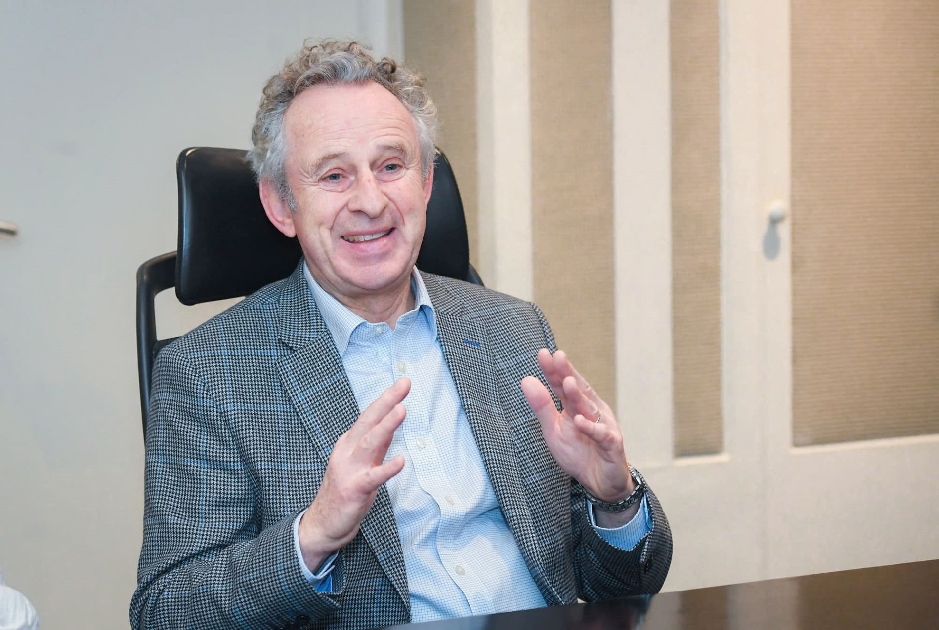 Nhà khoa học 5 năm "cầm cân nảy mực" VinFuture: Chúng ta đã mang những câu chuyện lớn lao, đủ sức thay đổi cả thế giới đến Việt Nam!- Ảnh 1. Nhà khoa học 5 năm "cầm cân nảy mực" VinFuture: Chúng ta đã mang những câu chuyện lớn lao, đủ sức thay đổi cả thế giới đến Việt Nam!- Ảnh 1.