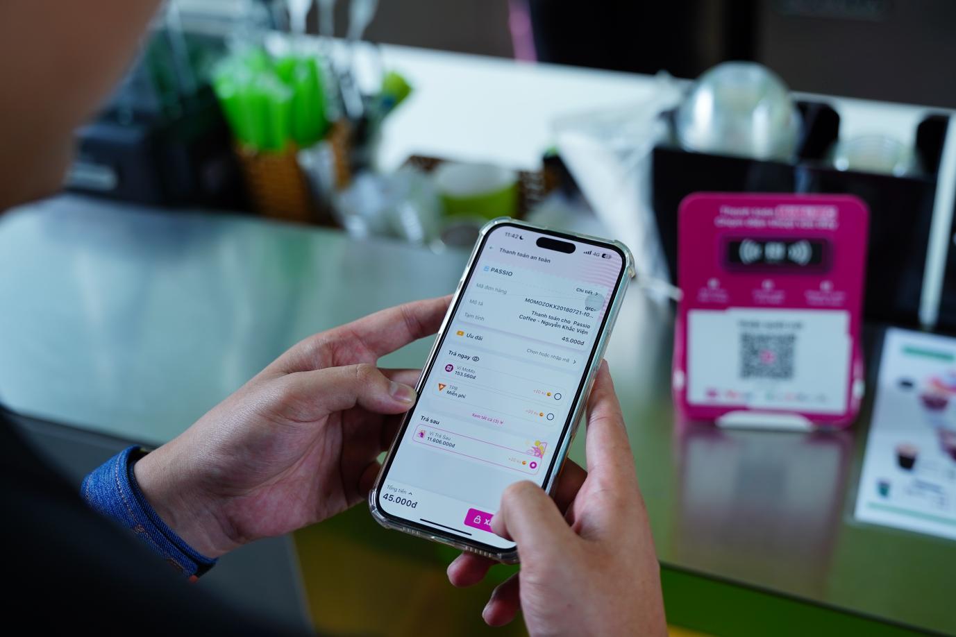 Ba phút mở hạn mức – Ngân hàng cùng fintech mở rộng trải nghiệm tài chính- Ảnh 1. Ba phút mở hạn mức – Ngân hàng cùng fintech mở rộng trải nghiệm tài chính- Ảnh 1.