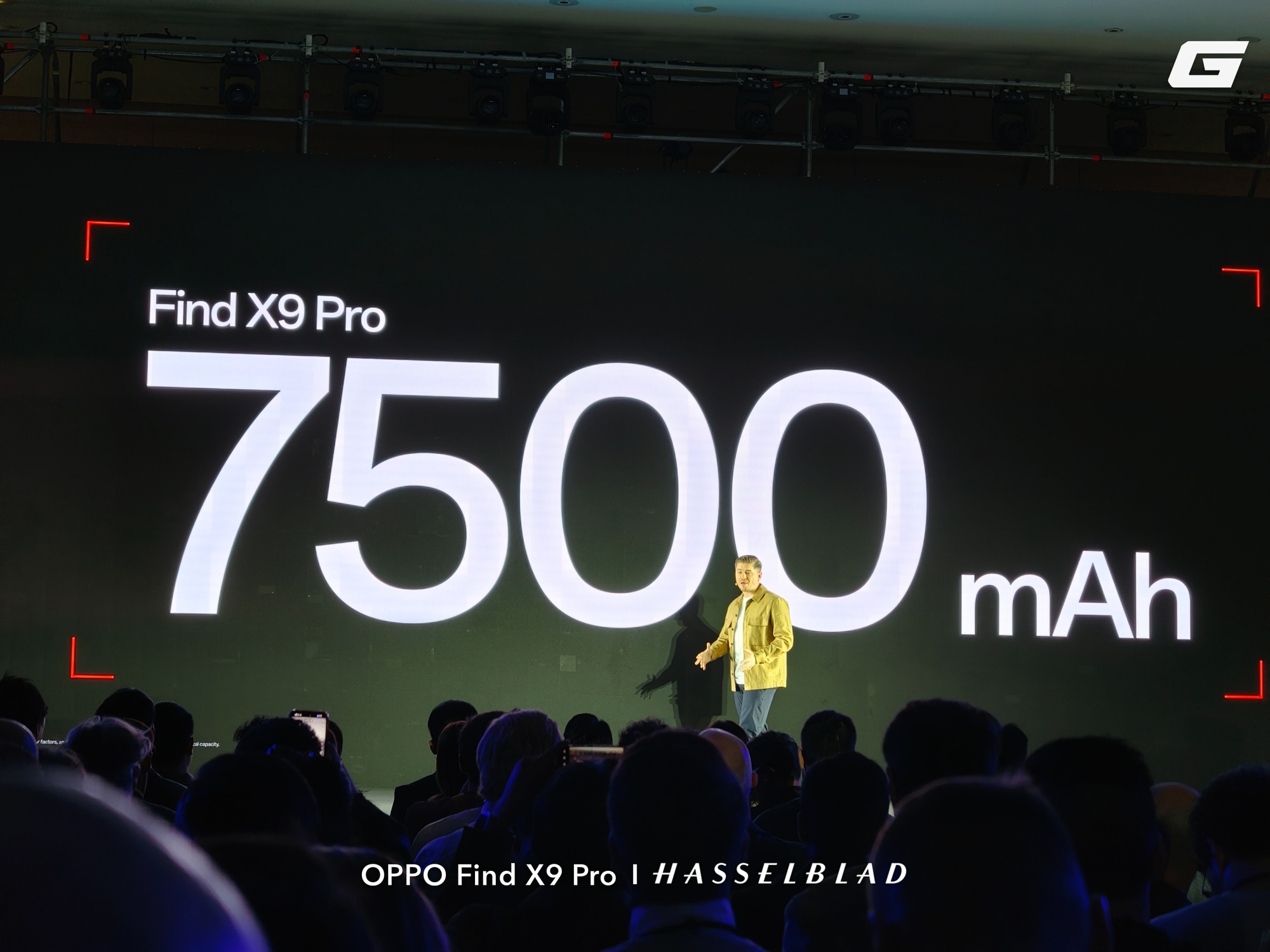 "Đối cứng" của iPhone 17 Pro Max và Galaxy S25 Ultra ra mắt toàn cầu: Pin tận 7.500mAh, lắp được ống kính như máy ảnh, Việt Nam ngày mai có giá- Ảnh 5. "Đối cứng" của iPhone 17 Pro Max và Galaxy S25 Ultra ra mắt toàn cầu: Pin tận 7.500mAh, lắp được ống kính như máy ảnh, Việt Nam ngày mai có giá- Ảnh 5.