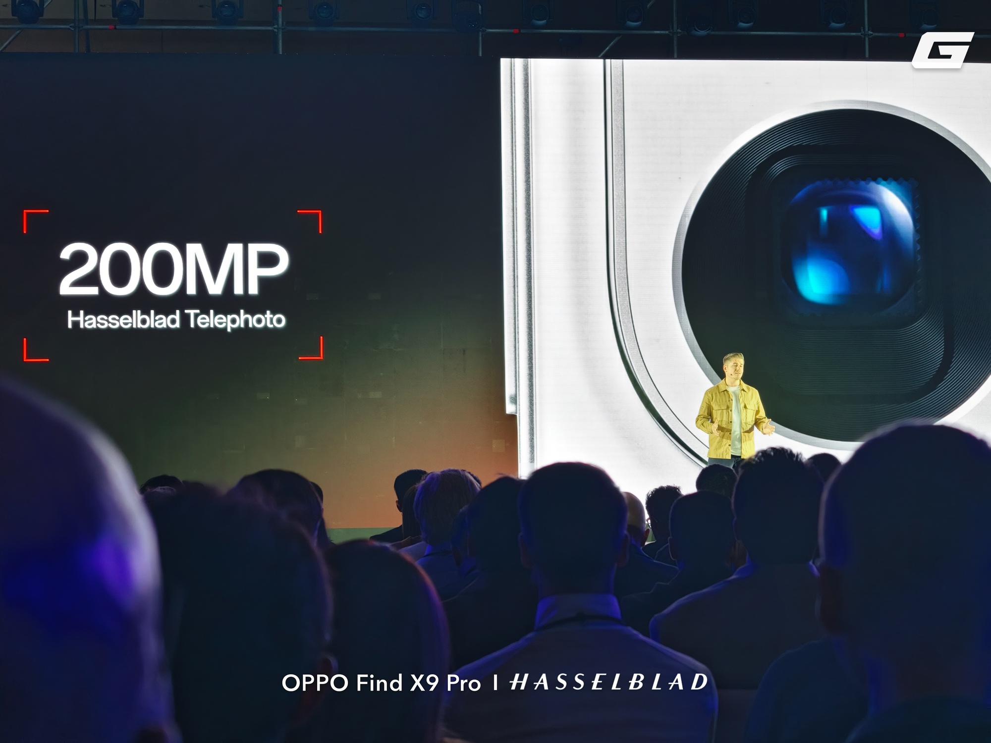 "Đối cứng" của iPhone 17 Pro Max và Galaxy S25 Ultra ra mắt toàn cầu: Pin tận 7.500mAh, lắp được ống kính như máy ảnh, Việt Nam ngày mai có giá- Ảnh 7. "Đối cứng" của iPhone 17 Pro Max và Galaxy S25 Ultra ra mắt toàn cầu: Pin tận 7.500mAh, lắp được ống kính như máy ảnh, Việt Nam ngày mai có giá- Ảnh 7.