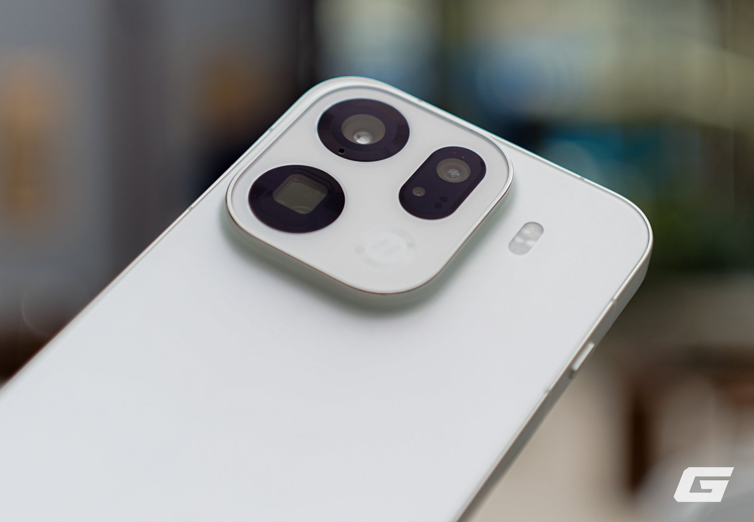 Trên Tay Oppo Find X9 Pro: Camera Chuẩn Hasselblad 200Mp Zoom Siêu Xa, Pin 7500Mah, Sạc 80W, Giá 32.99 Triệu- Ảnh 5. Trên Tay Oppo Find X9 Pro: Camera Chuẩn Hasselblad 200Mp Zoom Siêu Xa, Pin 7500Mah, Sạc 80W, Giá 32.99 Triệu- Ảnh 5.