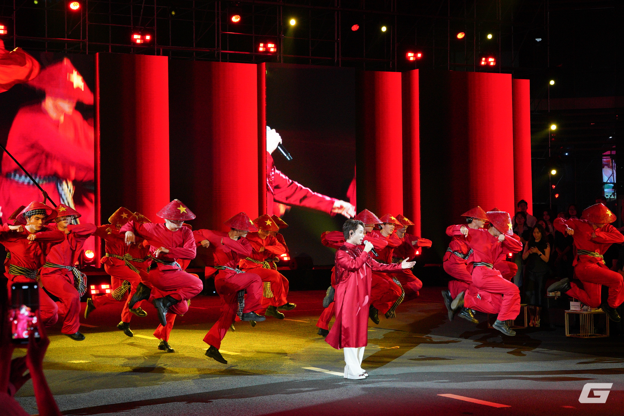 Trải nghiệm chụp sự kiện với ống kính Sigma 20 - 200mm f/3.5-6.3 DG DN Comtemporary: Đa năng mà không cần vác nặng- Ảnh 13. Trải nghiệm chụp sự kiện với ống kính Sigma 20 - 200mm f/3.5-6.3 DG DN Comtemporary: Đa năng mà không cần vác nặng- Ảnh 13.