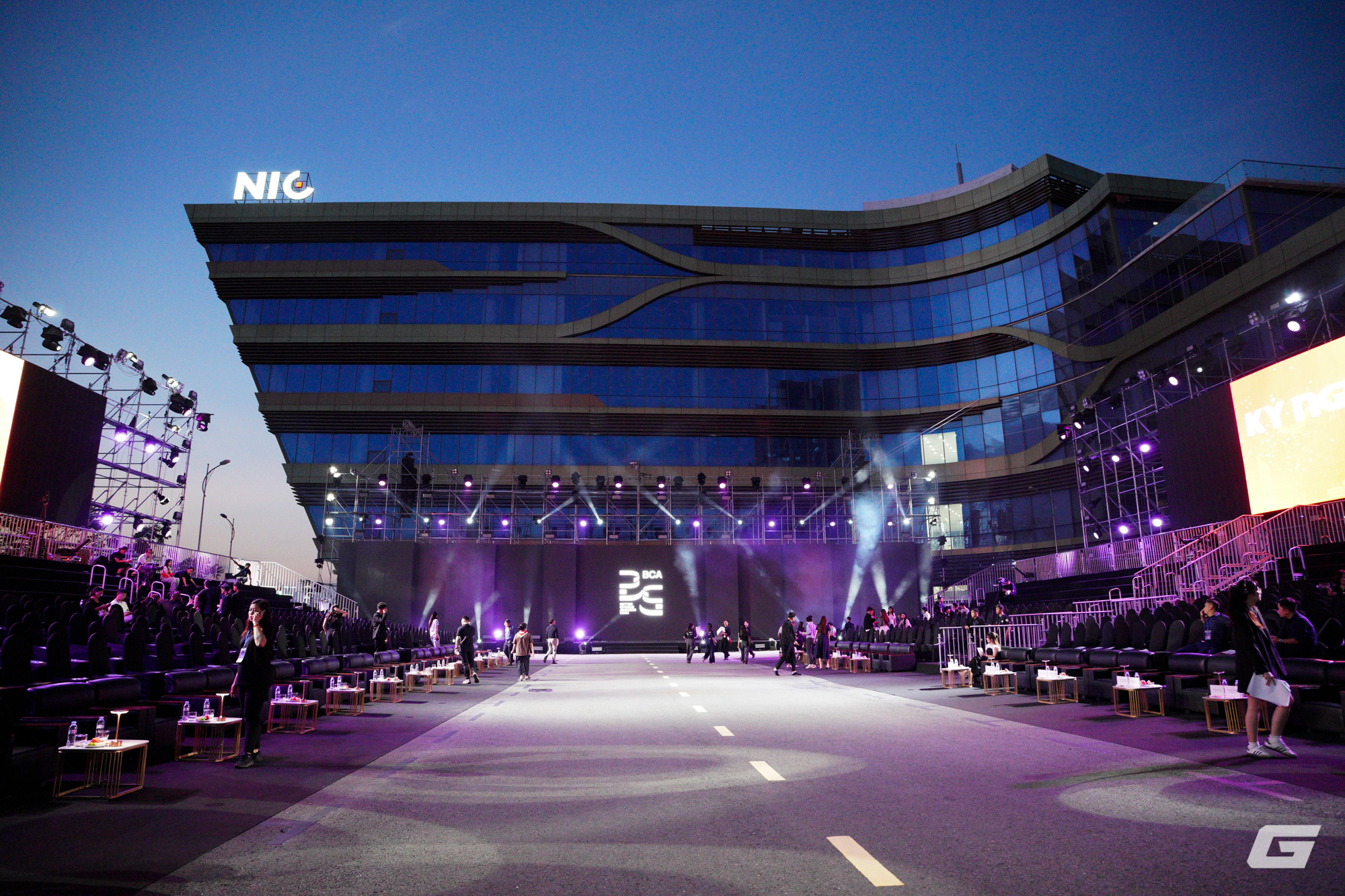 Trải nghiệm chụp sự kiện với ống kính Sigma 20 - 200mm f/3.5-6.3 DG DN Comtemporary: Đa năng mà không cần vác nặng- Ảnh 1. Trải nghiệm chụp sự kiện với ống kính Sigma 20 - 200mm f/3.5-6.3 DG DN Comtemporary: Đa năng mà không cần vác nặng- Ảnh 1.