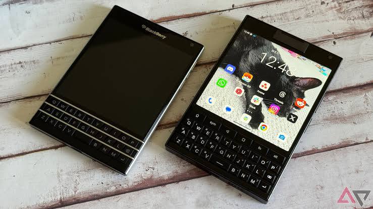 BlackBerry Passport sẽ có bản chạy Android với phần cứng mới, nhưng mua về chưa chắc dùng được- Ảnh 1. BlackBerry Passport sẽ có bản chạy Android với phần cứng mới, nhưng mua về chưa chắc dùng được- Ảnh 1.