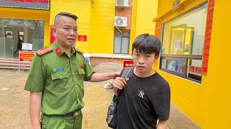 Công an Hà Nội cảnh báo người dân dùng Facebook tuyệt đối không được làm điều này- Ảnh 3.