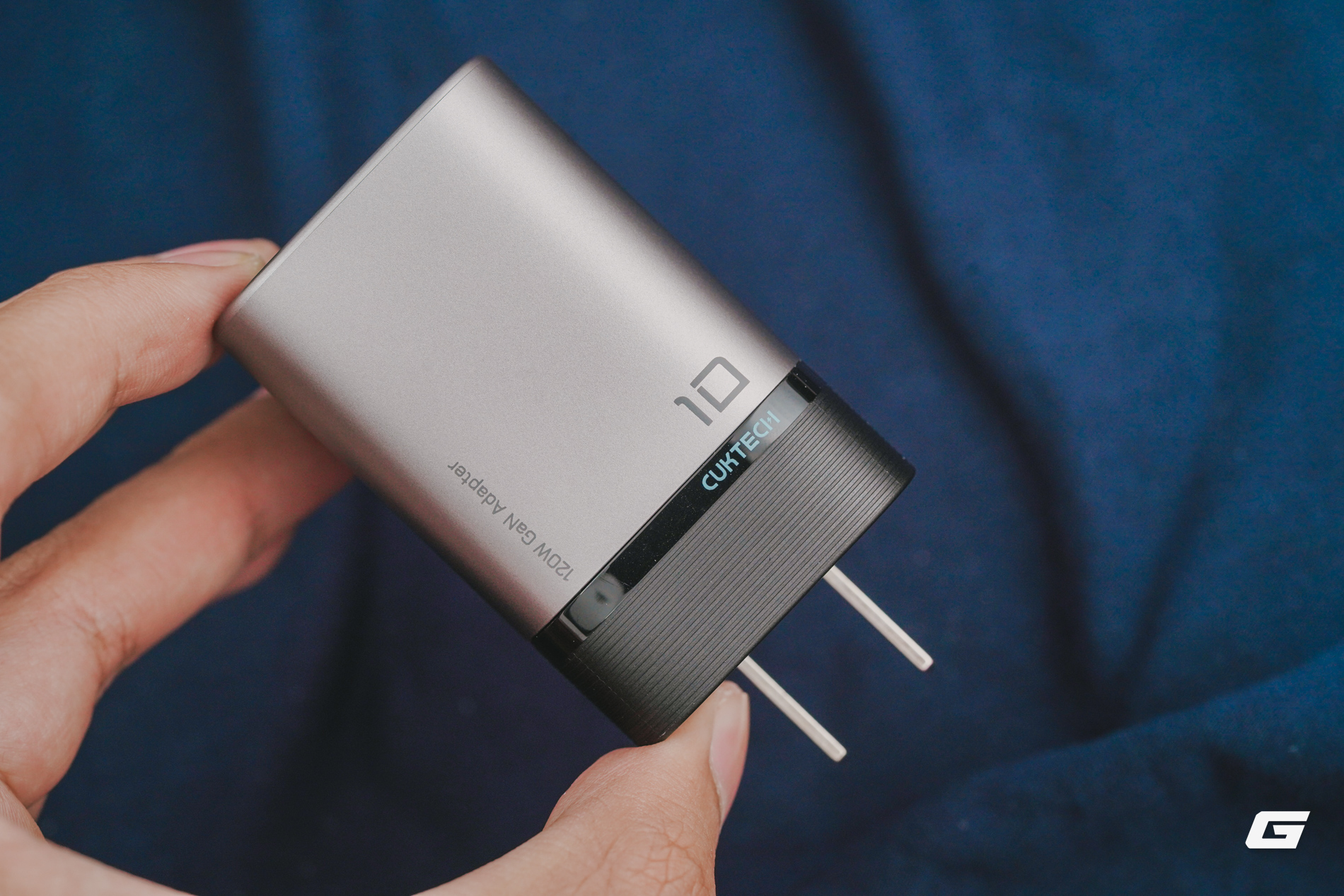 Củ sạc 120W của Xiaomi giờ bé tí tẹo tèo teo, lọt thỏm lòng bàn tay như này đây - Ảnh 8.