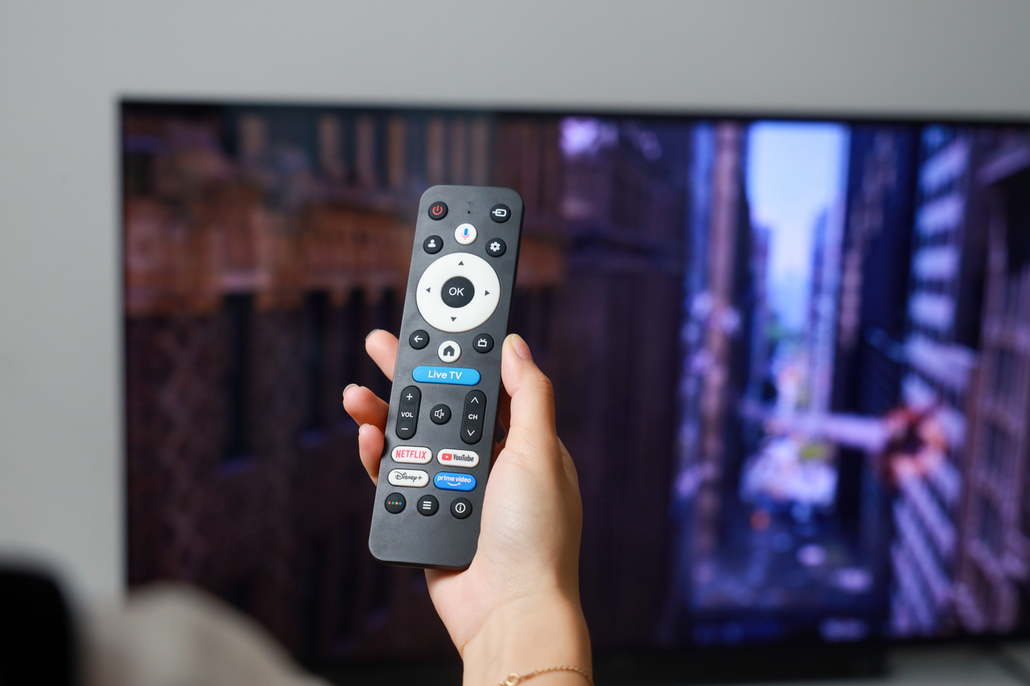 Thương hiệu Hàn Quốc K-Elec ra mắt TV tích hợp loa soundbar K-Max ngay trên thân máy- Ảnh 5.