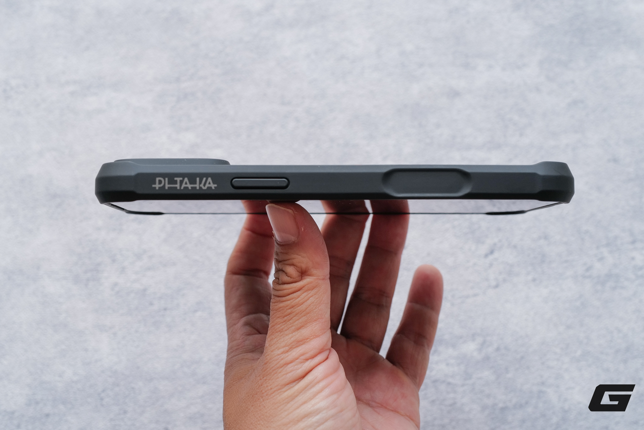 Từ &Quot;Mỏng Dính&Quot; Đến &Quot;Áo Giáp Tận Răng” - Đây Là Những Bộ Ốp Pitaka Đáp Ứng Mọi Nhu Cầu Bảo Vệ Iphone 17 Pro Và Pro Max Từ