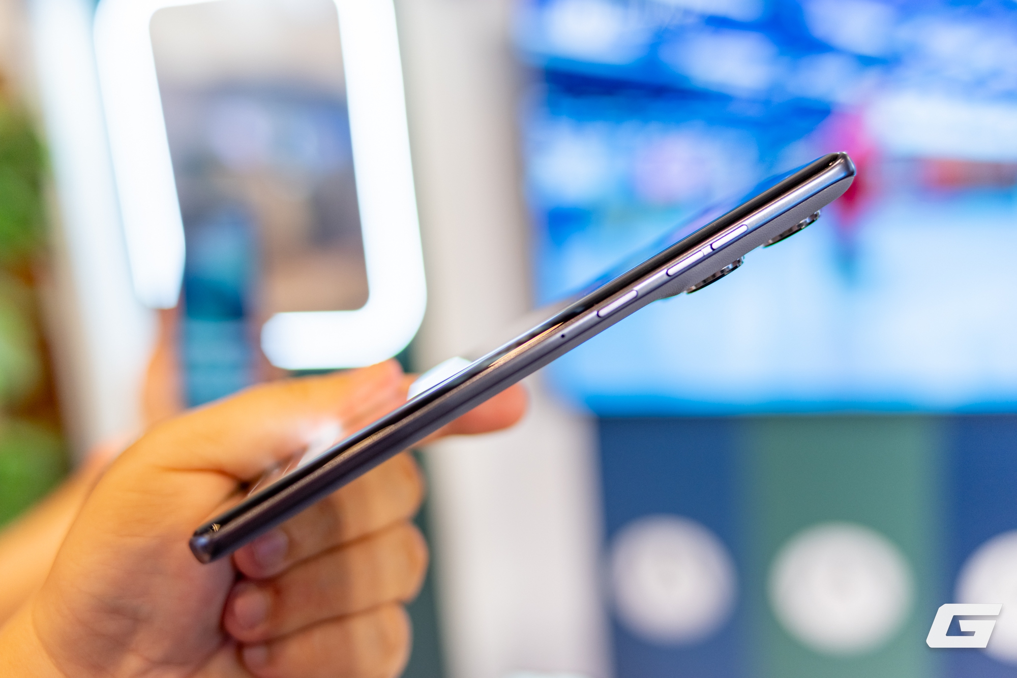 Motorola "tái xuất" Việt Nam đầy ấn tượng: Ra mắt 5 mẫu máy trải dài mọi phân khúc, giá chưa đến 3 triệu đồng- Ảnh 11.